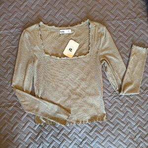 Women's Long Sleeve Ruffled Edge Top, Light Olive Green